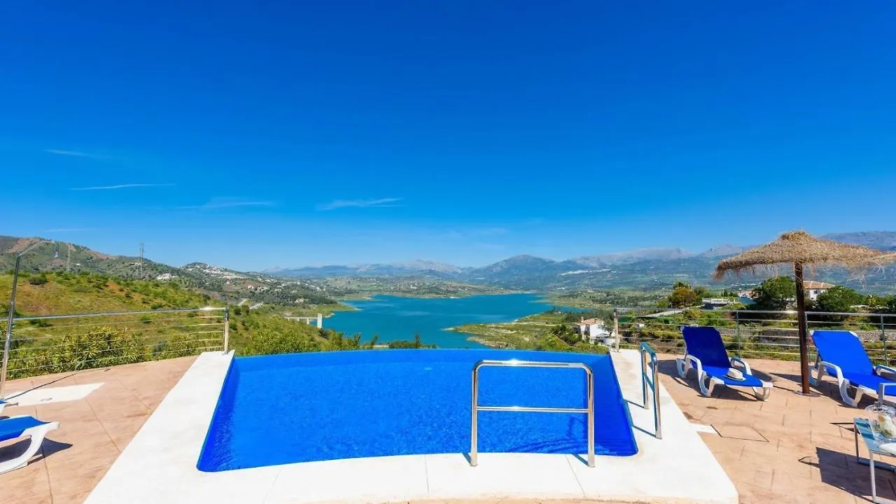 Villa Adelfas Vinuela By Ruralidays